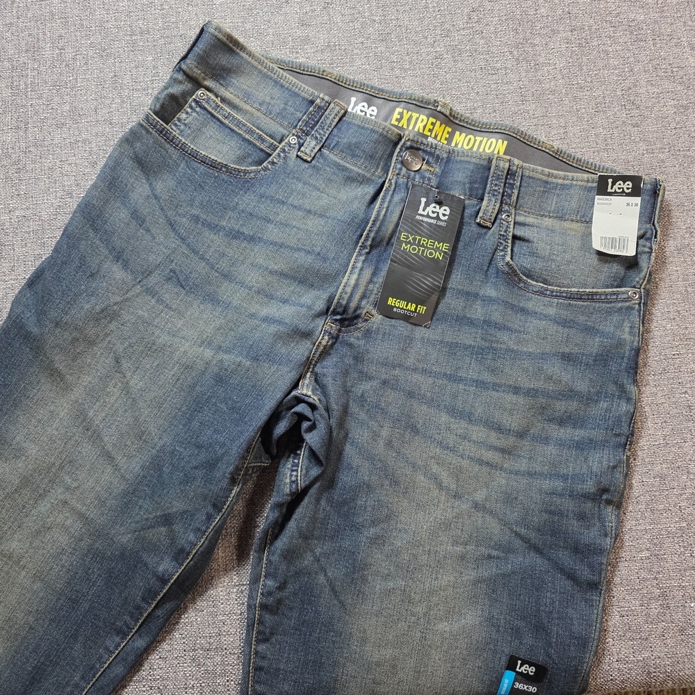 Lee Mens Extreme Motion Regular Straight Jean Denim Comfort Maverick New 36 X 30